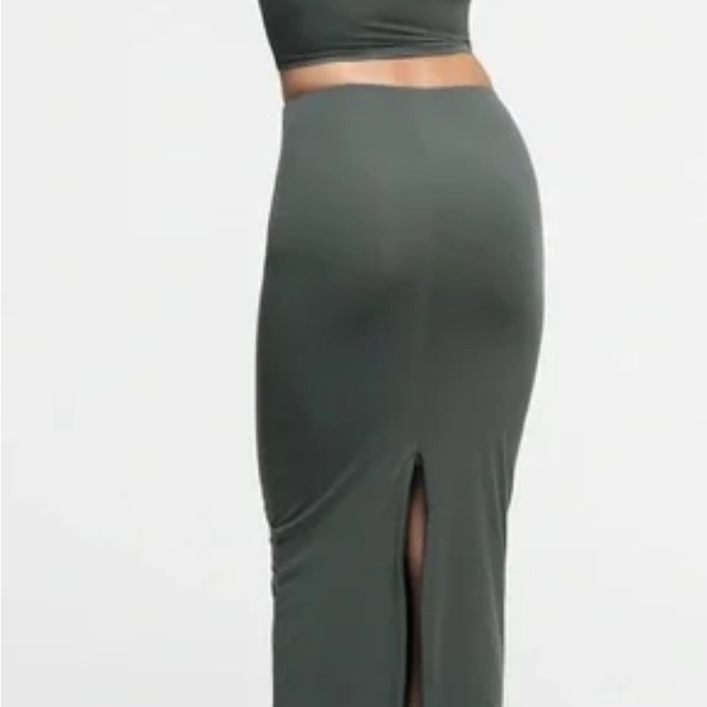 Skims Swim Long Tube Skirt Cover Up. Size XL. NWOT. - Picture 3 of 9